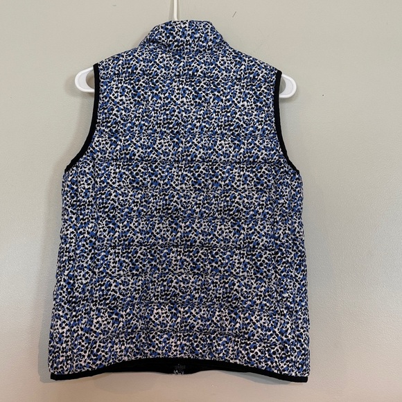 J. Crew Quilted Women’s Vest with Blue and White Pattern Size Small - Picture 7 of 7